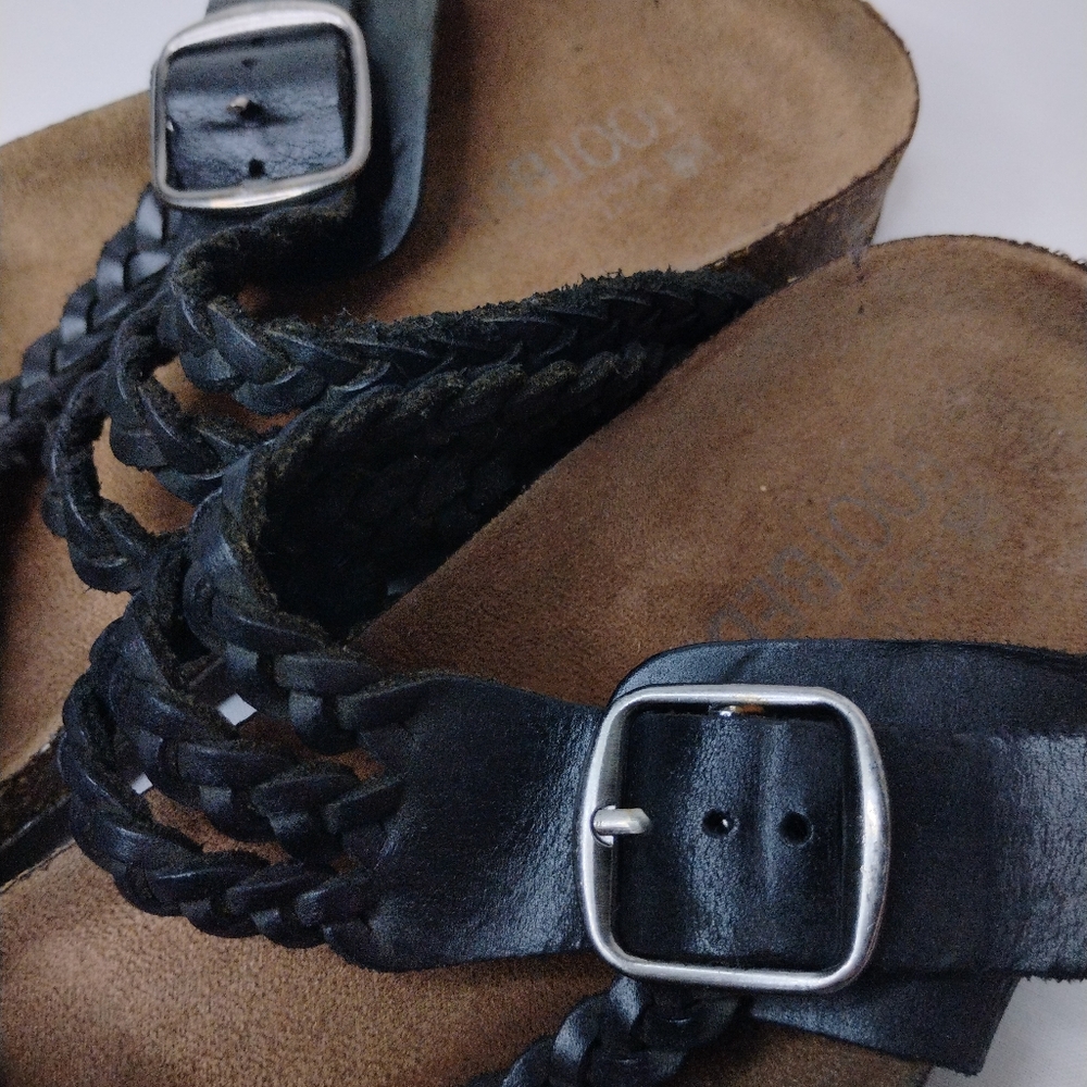 Women's 7.5 White Mountain Hayleigh Strappy Black Braided Leather Buckle Sandals - Picture 6 of 15